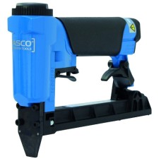 Скобозабивной пистолет пневматический Fasco F1B 7C-16 (6-16 мм) для обивочных средних скоб Скобозабивной пистолет пневматический Fasco F1B 7C-16 (6-16 мм) для обивочных средних скоб
